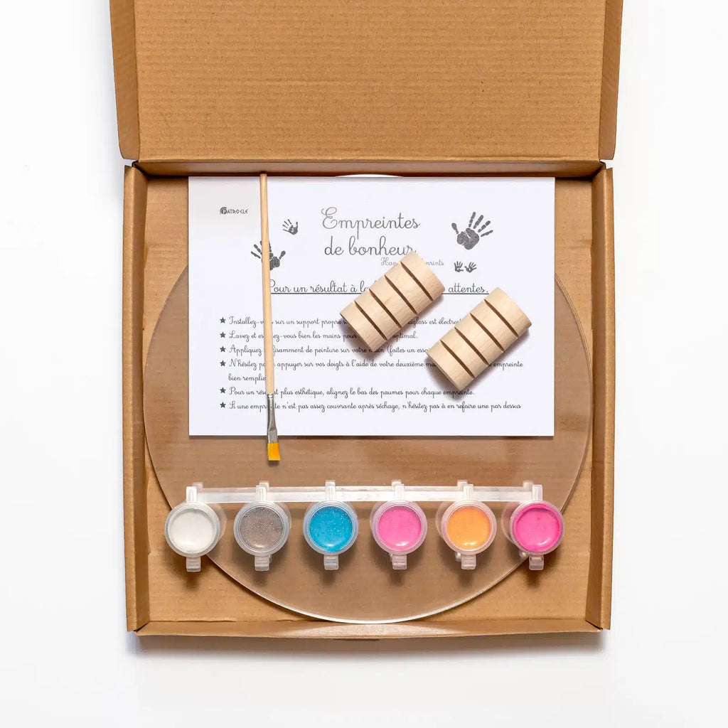 LouYou-nacre-empreintes-mains-4-personnes-bois-rond-Packaging-1