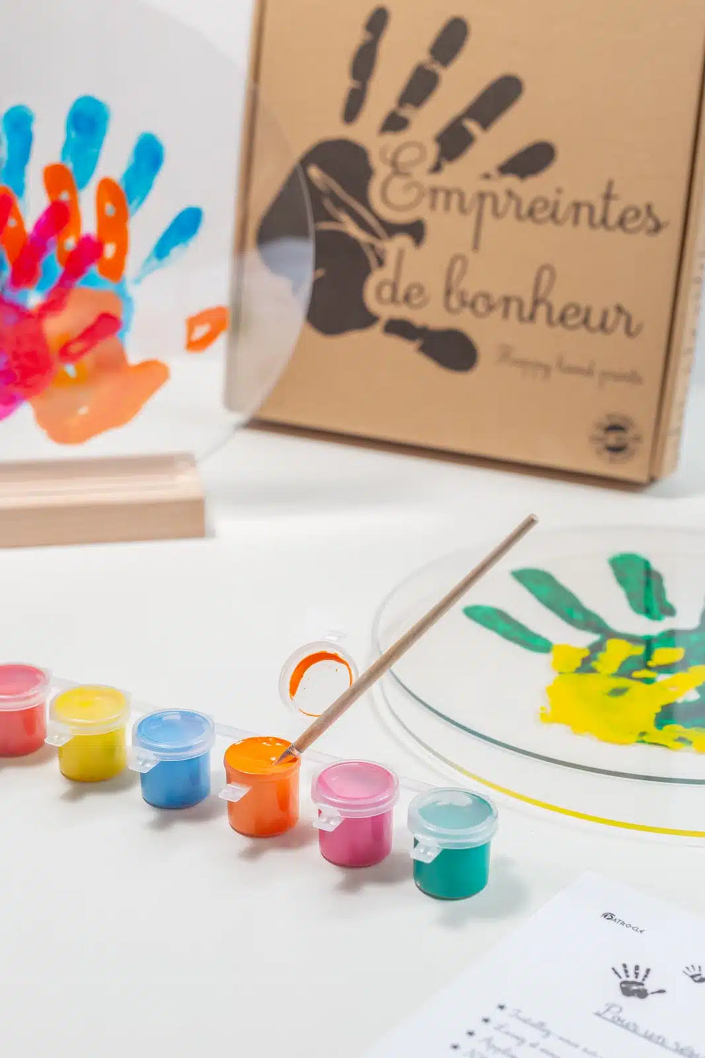 LouYou-peps-empreintes-mains-5-personnes-bois-rectangle-Packaging-1